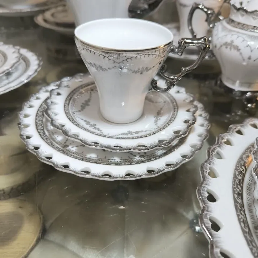 سرویس چینی امریکایی