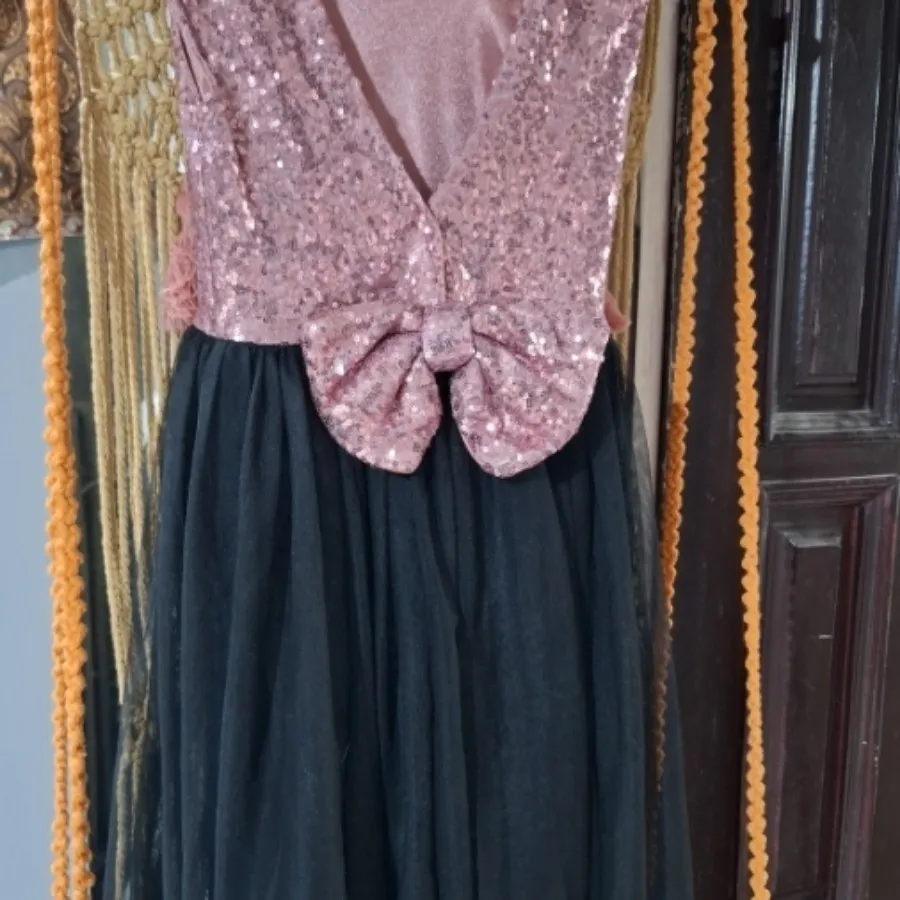 لباس مجلسی بچگانه