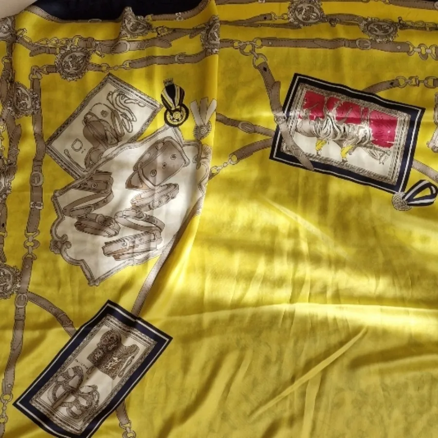 روسری قواره بزرگ