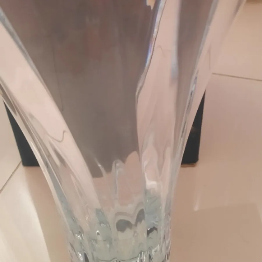 گلدون بزرگ