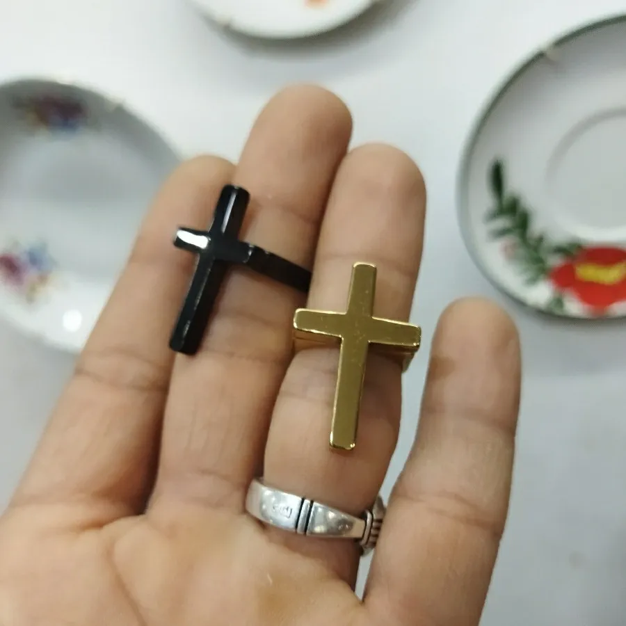 انگشتر صلیب