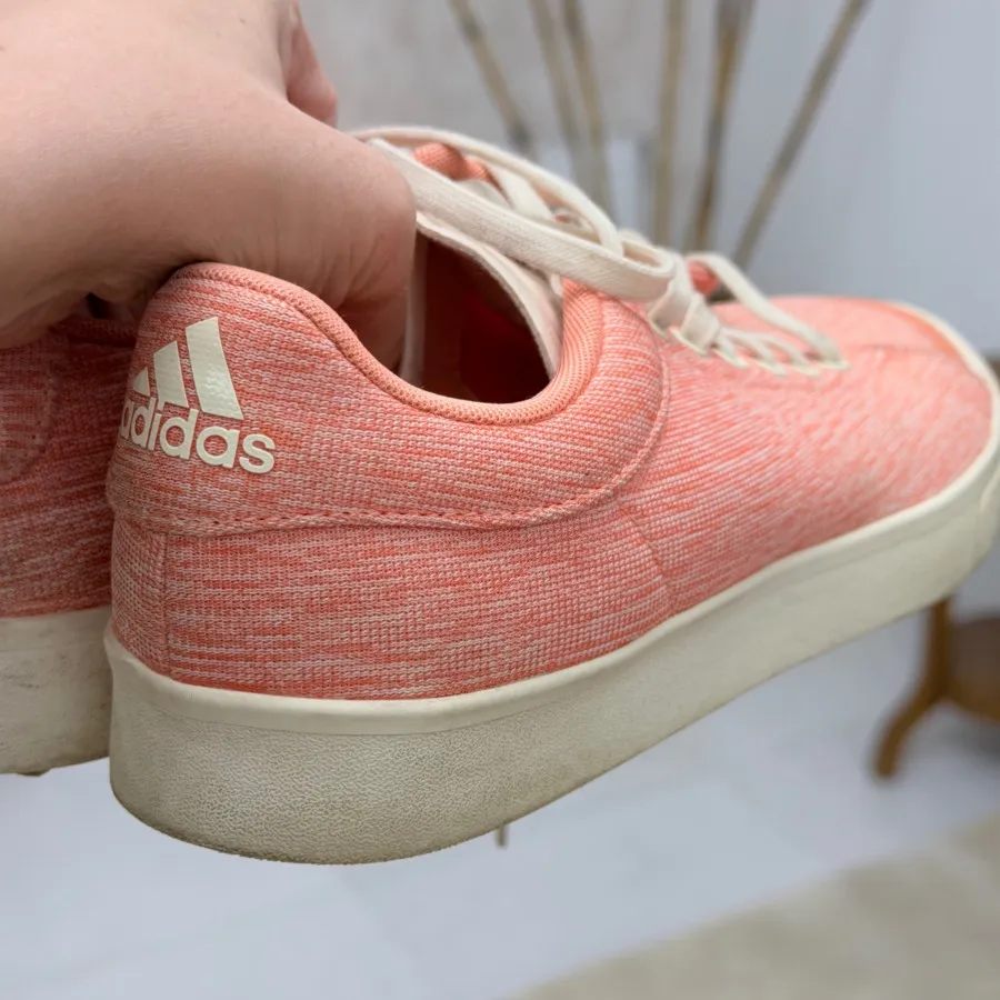 کفش adidas اصل ویتنام
