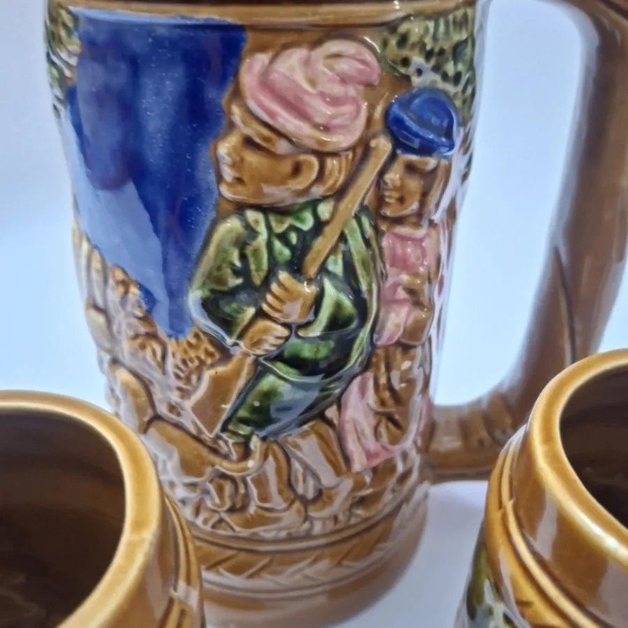پارچ و لیوان قدیمی