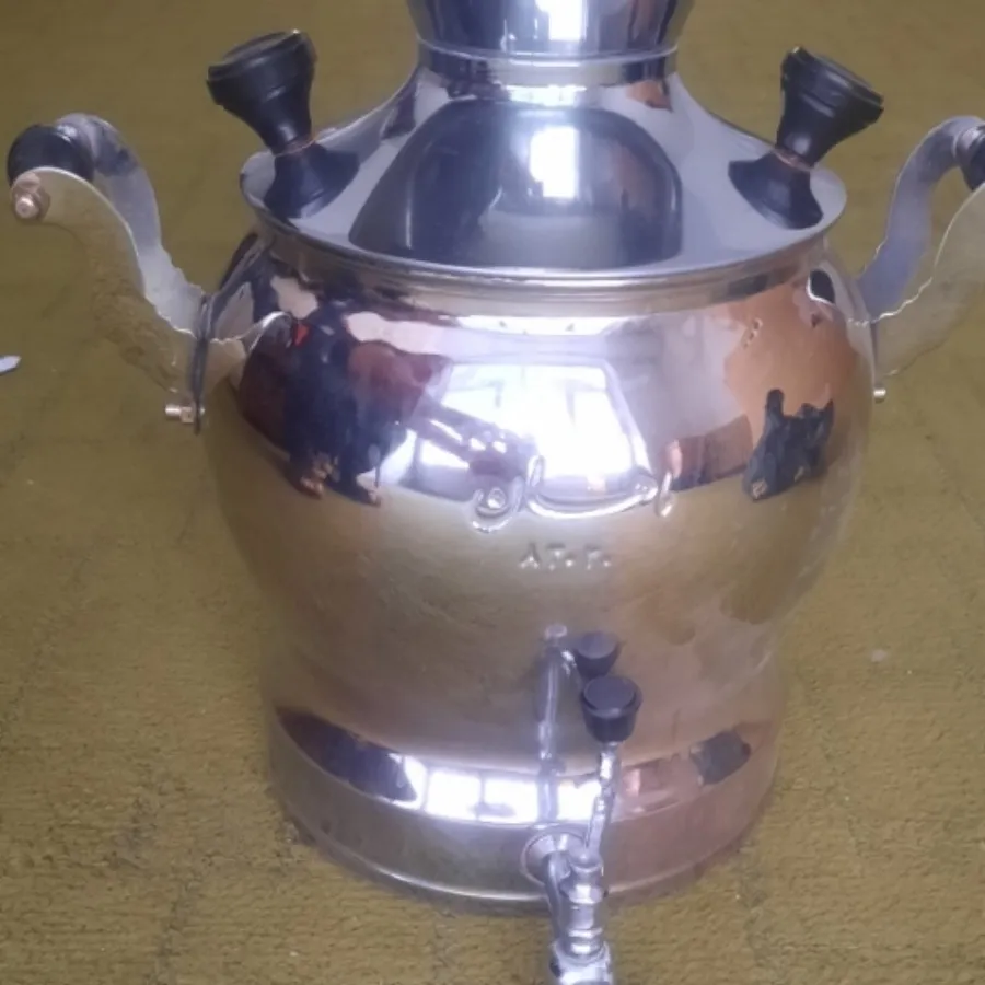 کتری شیر دار
