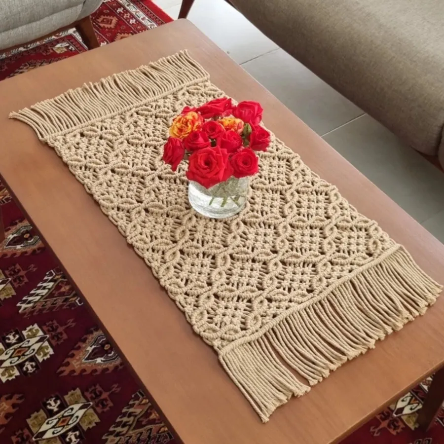 رومیزی مکرومه