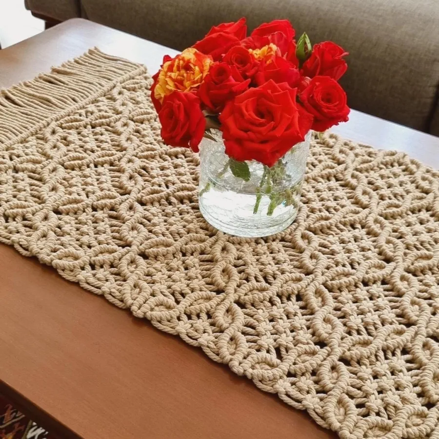 رومیزی مکرومه
