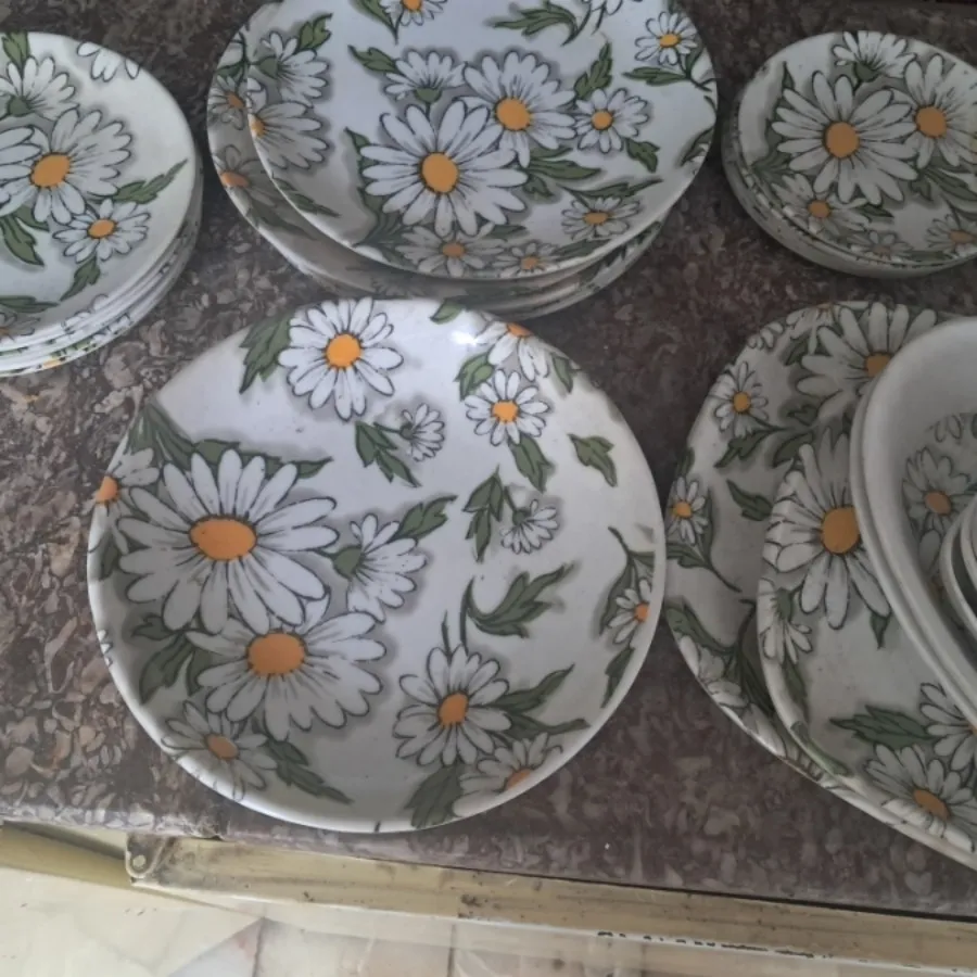 سرویس ملامین 32 پارچه
