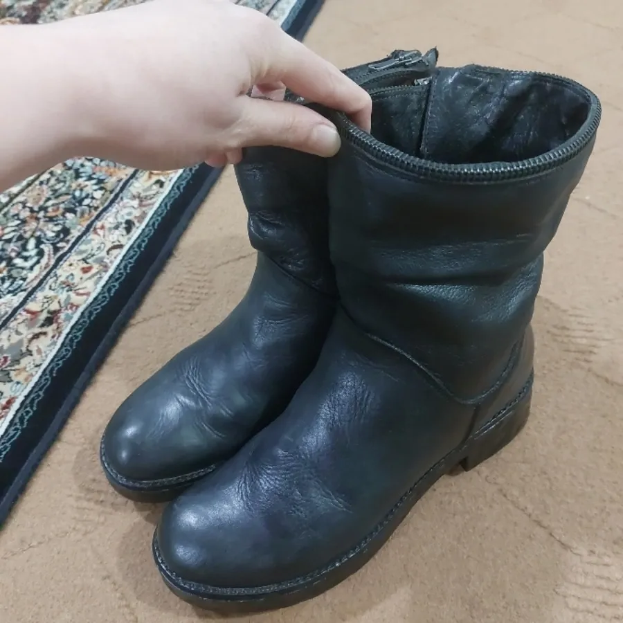 بوت سایز 39
