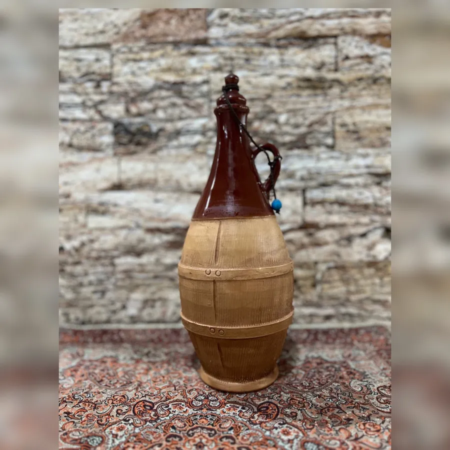 کوزه سفالی سنتی?