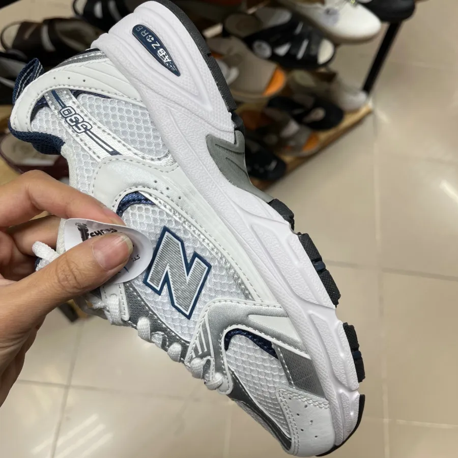 کفش new balance