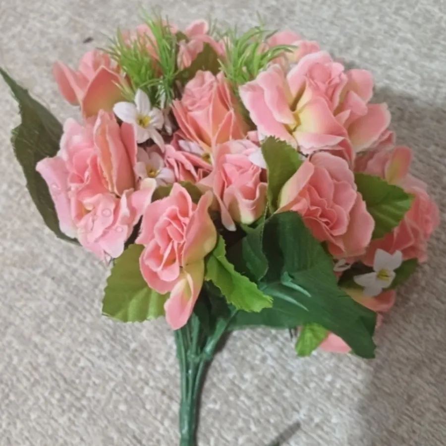 گل مصنوعی