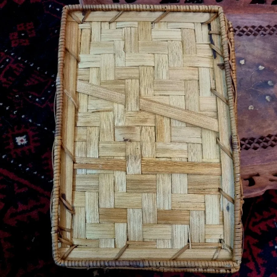 سبد حصیری