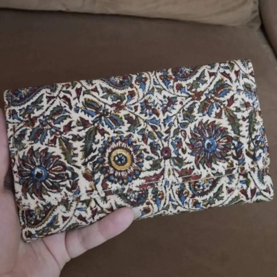 کیف پول زنانه