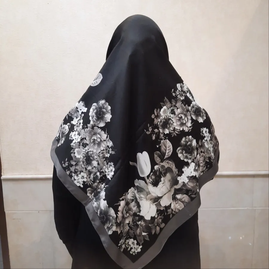 روسری مشکی