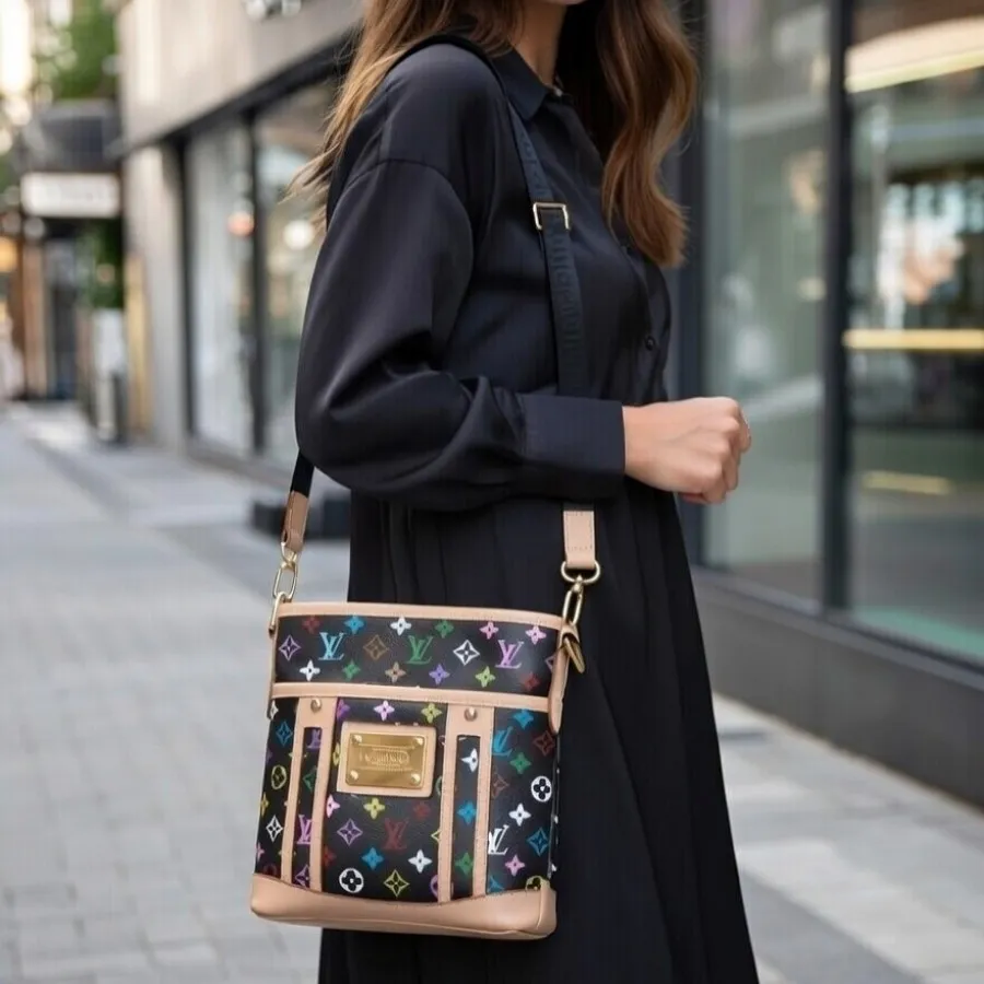 کیف اسپرت LOUIS VUITTON