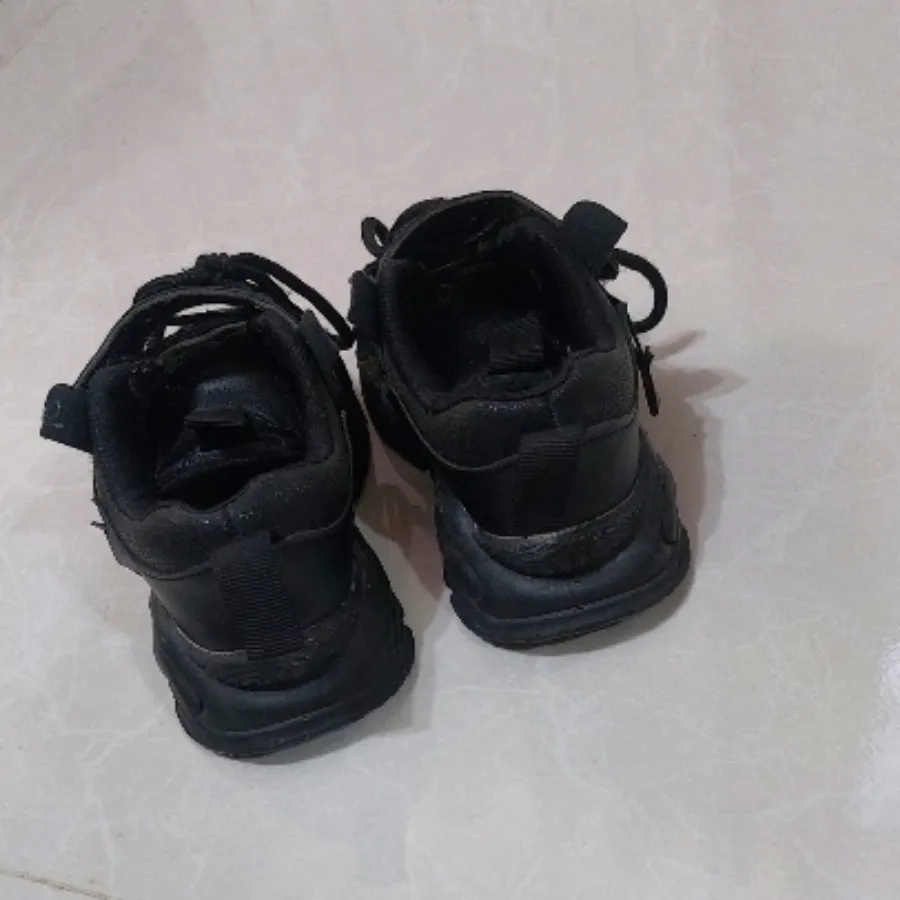 کتونی اسپرت بچگانه