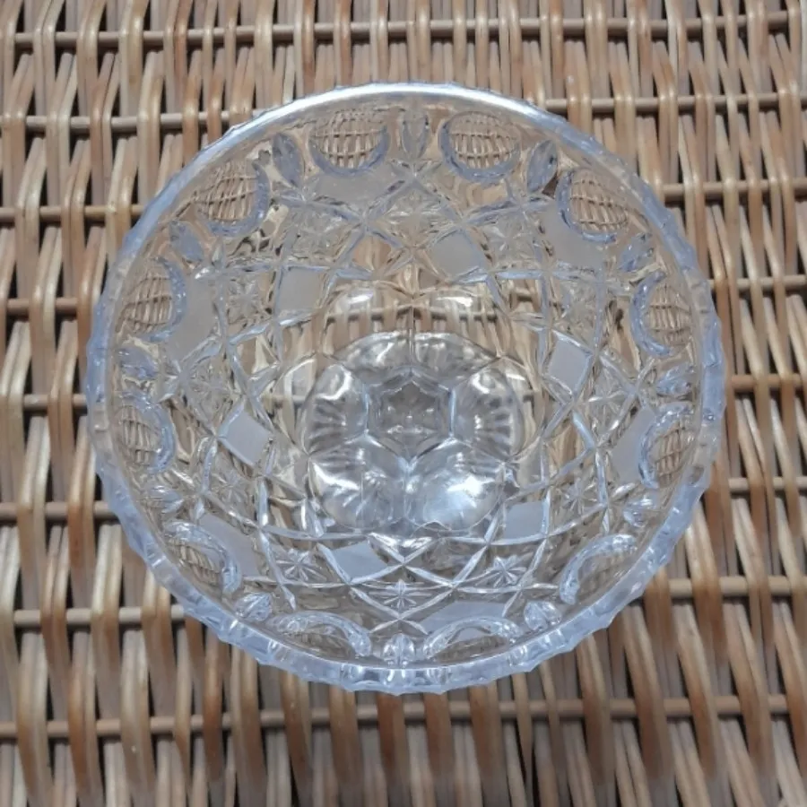 شکلاتخوری قدیمی
