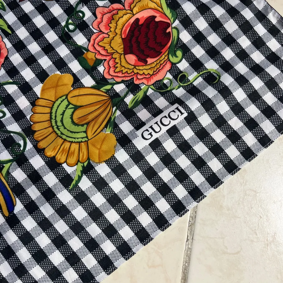 روسری Gucci