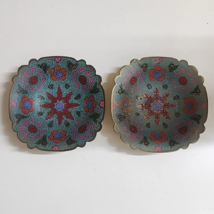 ظرف برنجی