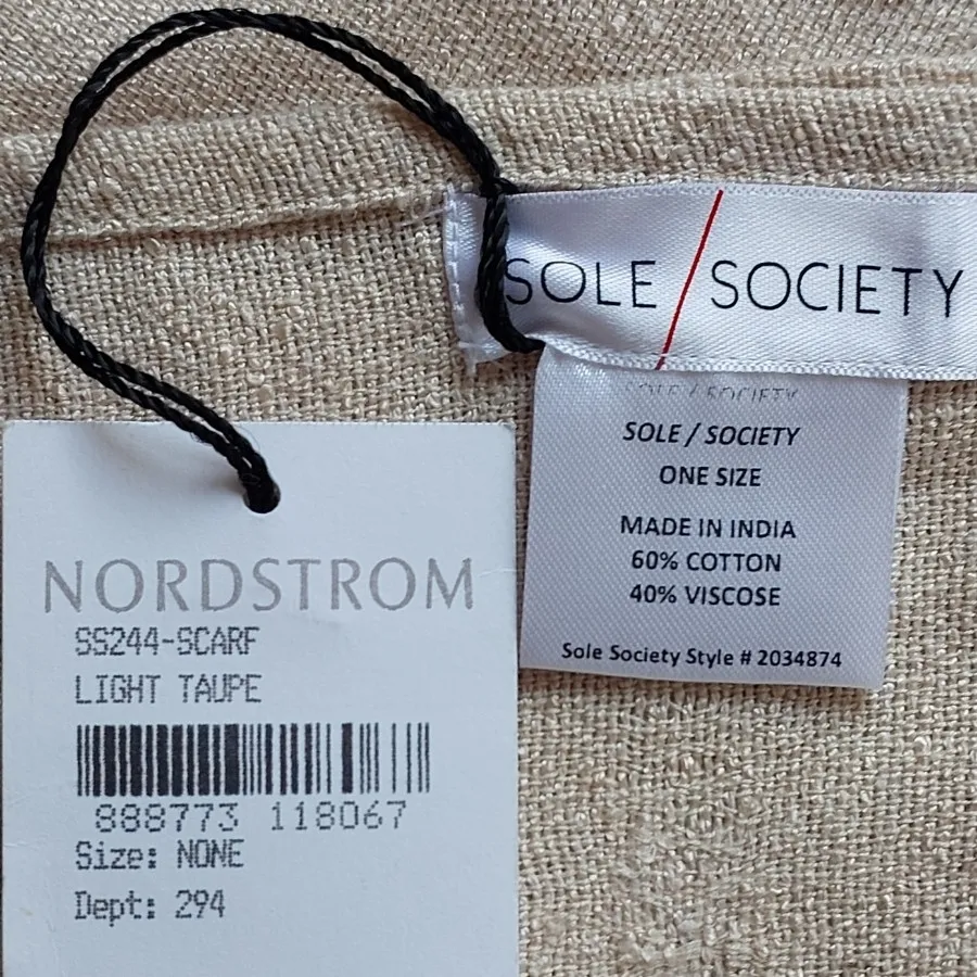 شال رو دوشی sole society