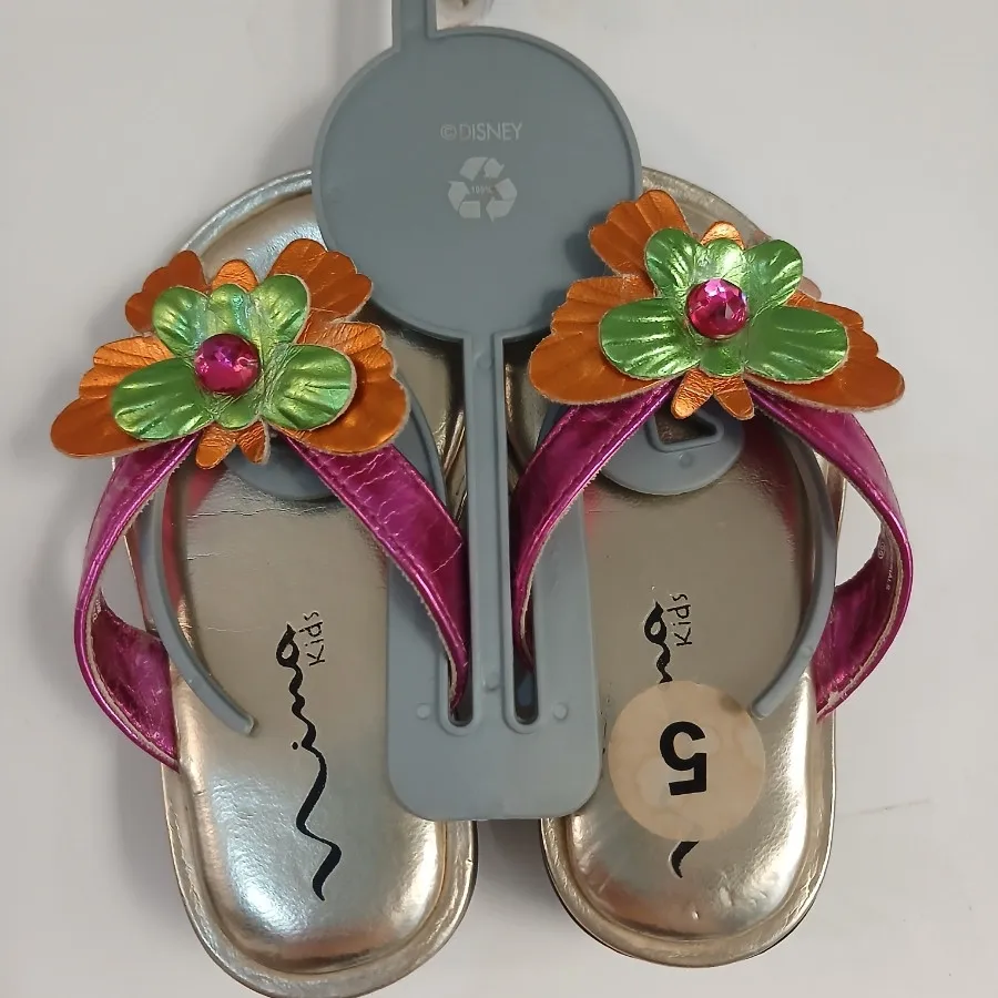 صندل بچه‌گانه برند آمریکا