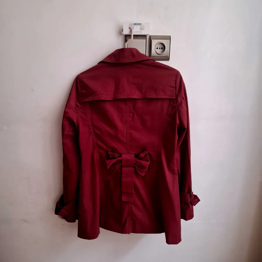 بارونی کوتاه کتی