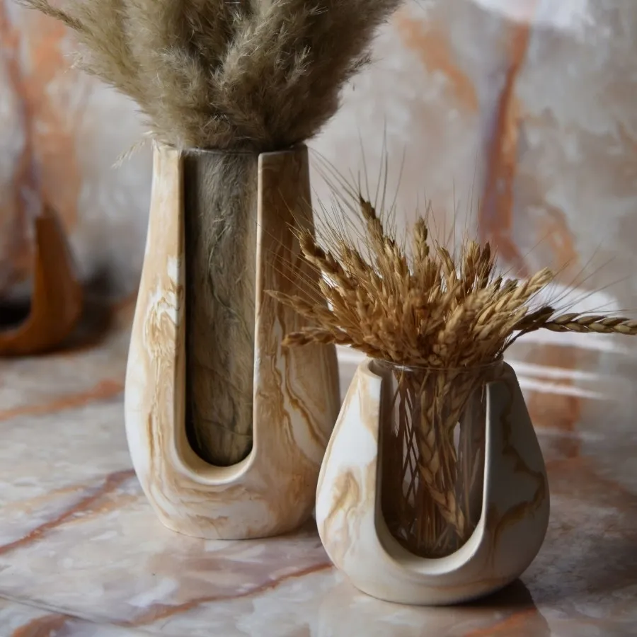 گلجا.گلدان