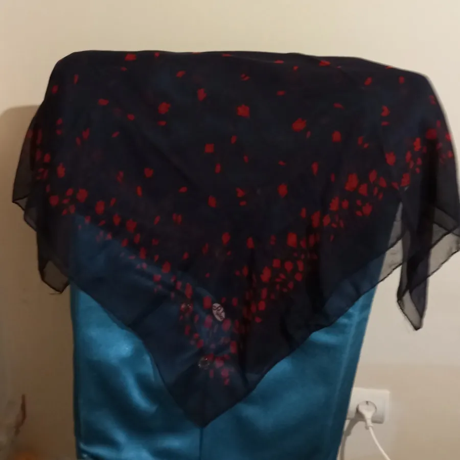 روسری ژرژت گل شقایق