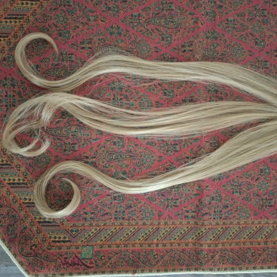 اکستنشن مو بلوند