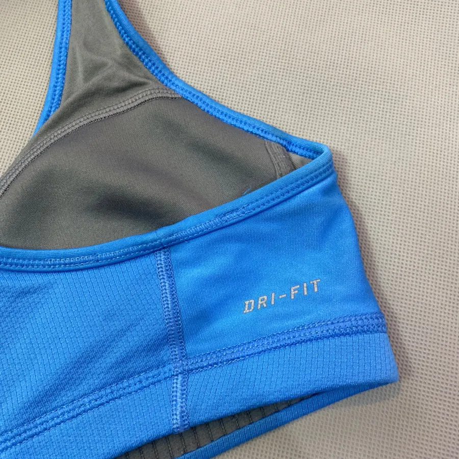نیمتنه نایکی nike