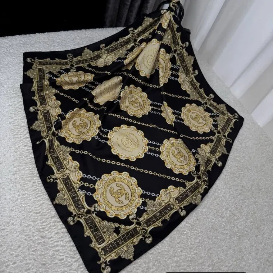 مینی اسکارف