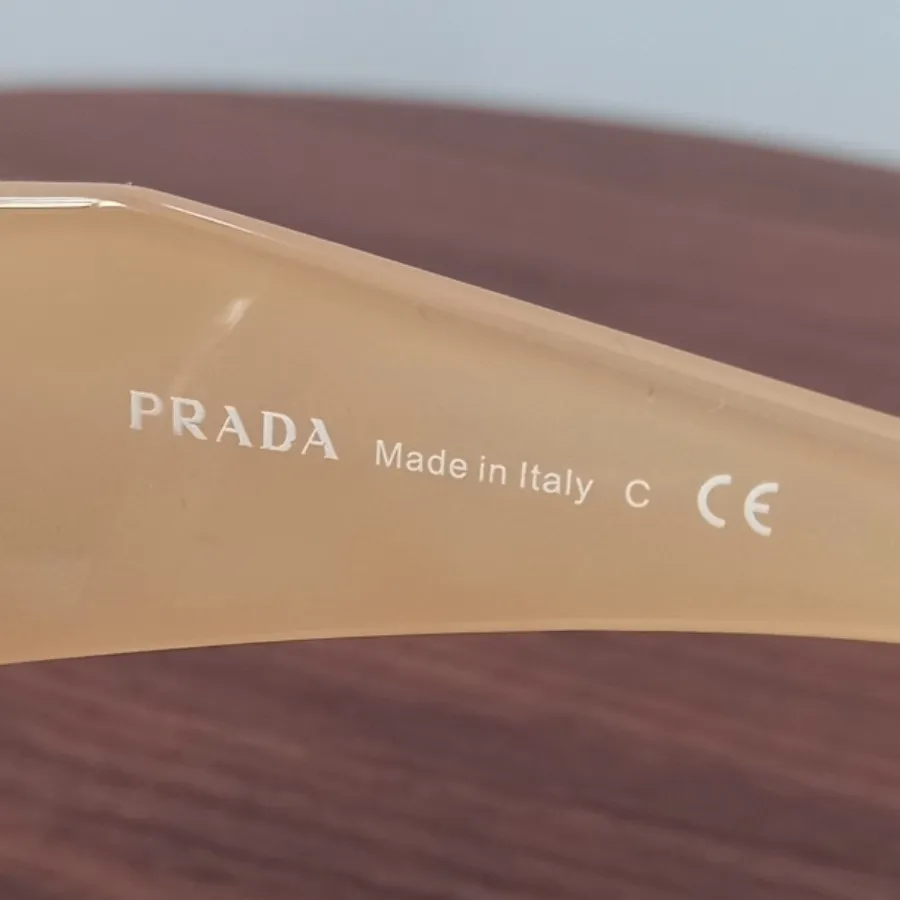 عینک PRADA