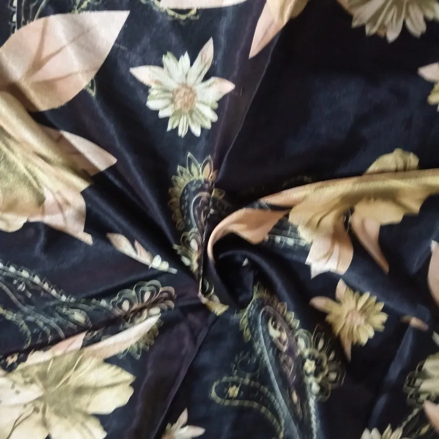 روسری ساتن