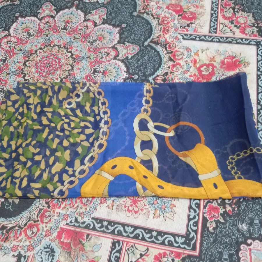 روسری حریر