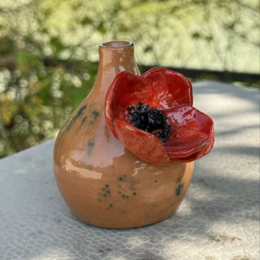 گلدان سفالی شقایق