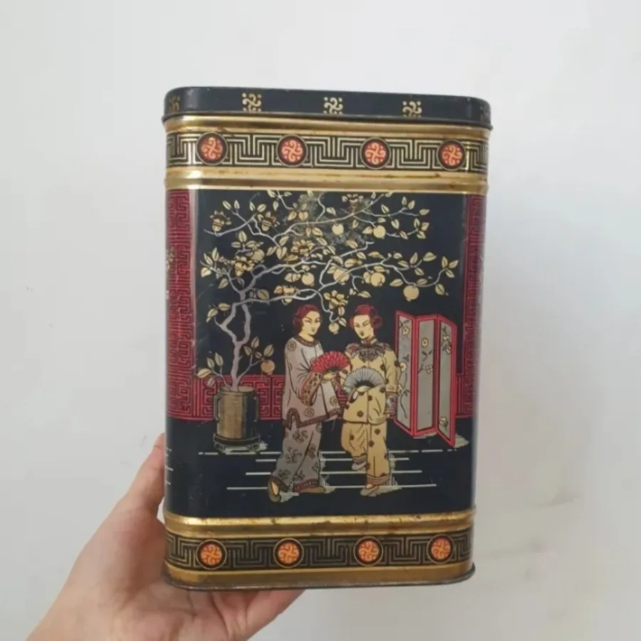 قوطی انگلیسی قدیمی