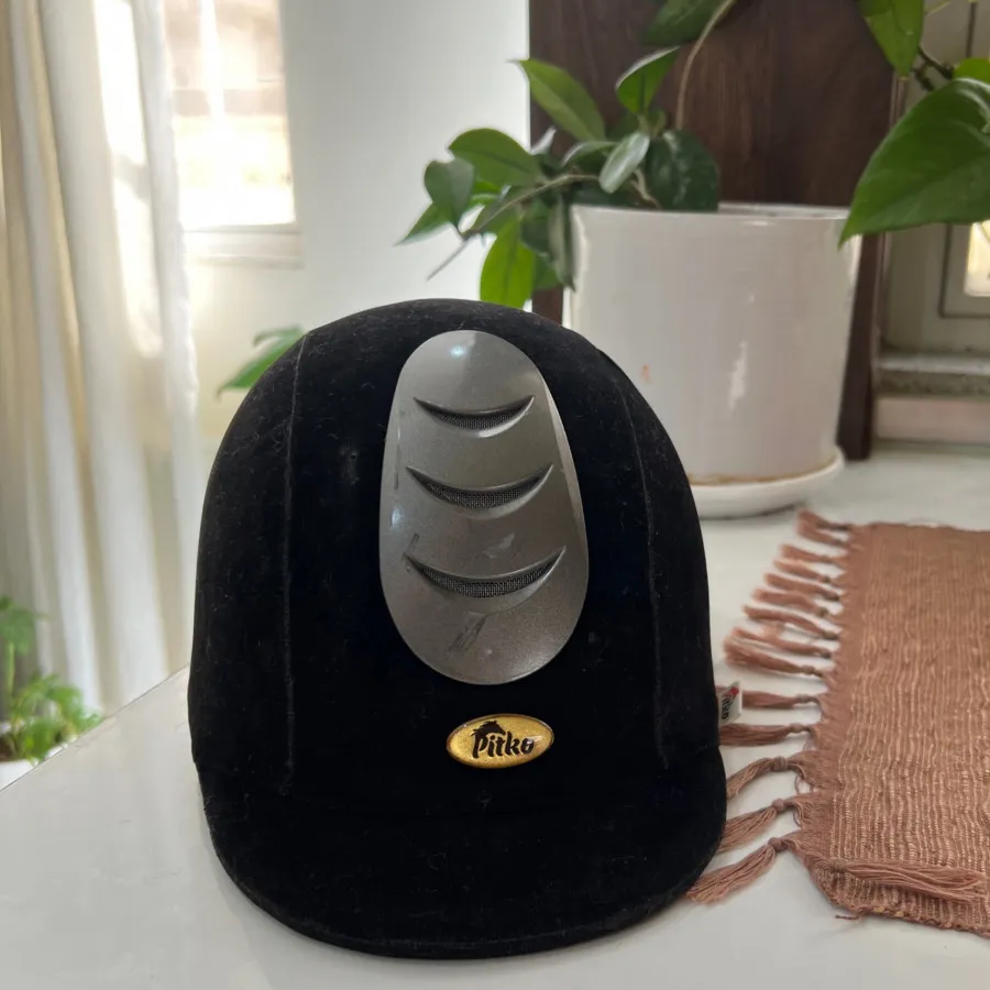 کلاه سوارکاری