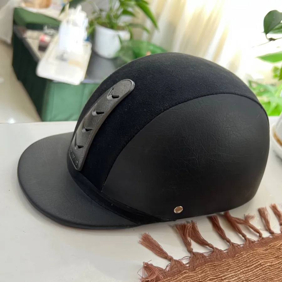 کلاه سوارکاری شهاب
