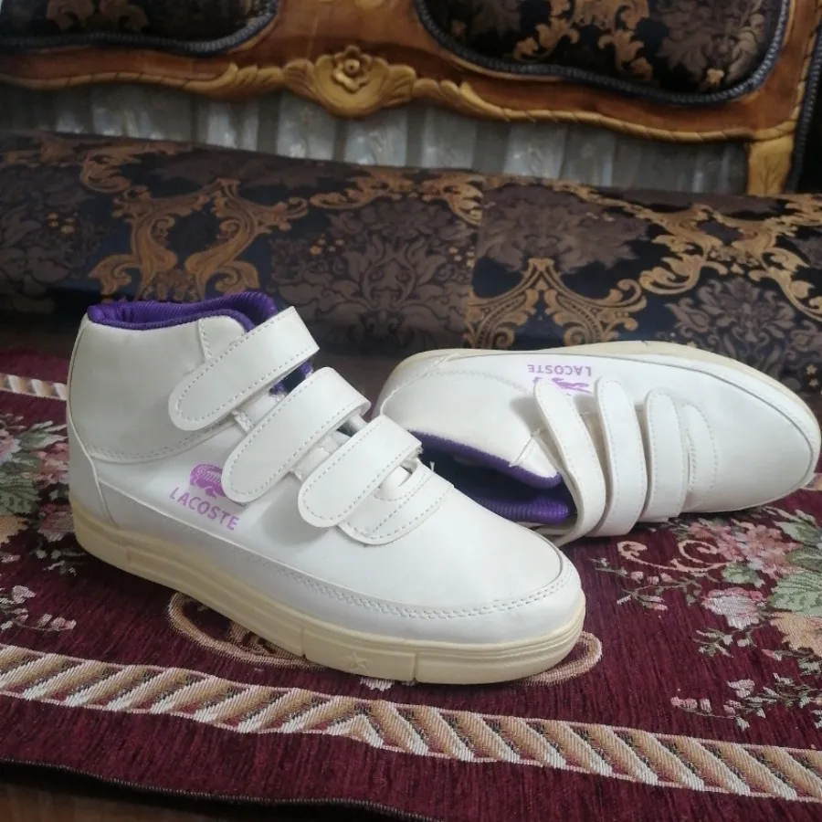 کتونی بچگانه لاگوست