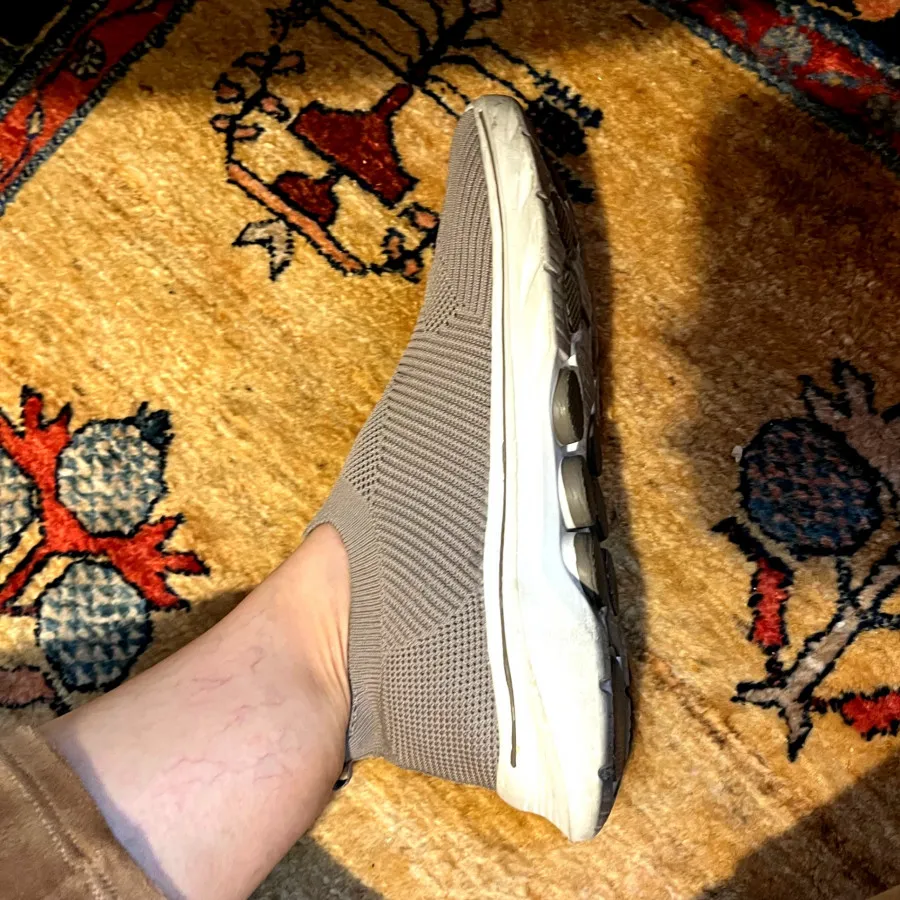 کفش کتونی