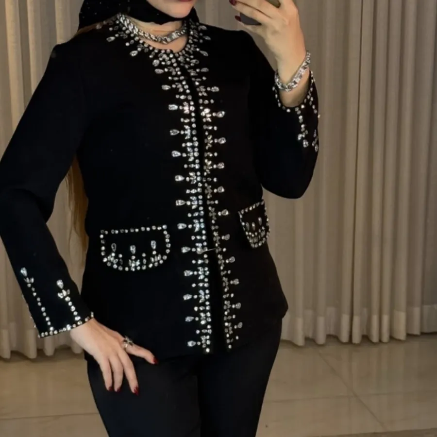 کت و شلوار سنگ دوزی
