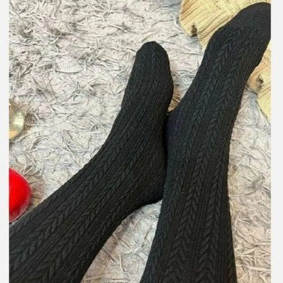 جوراب شلواری گندمی
