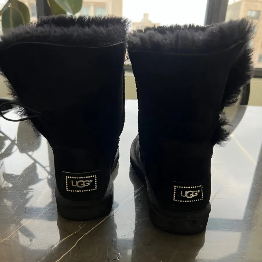 بوت ugg