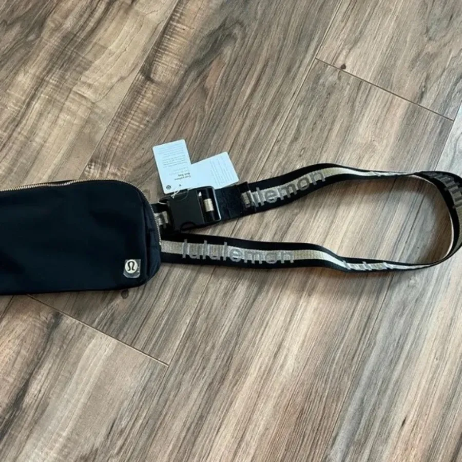 کیف لولولمون Lululemon