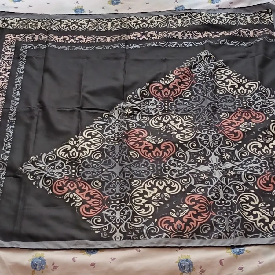 روسری السی وایکیکی