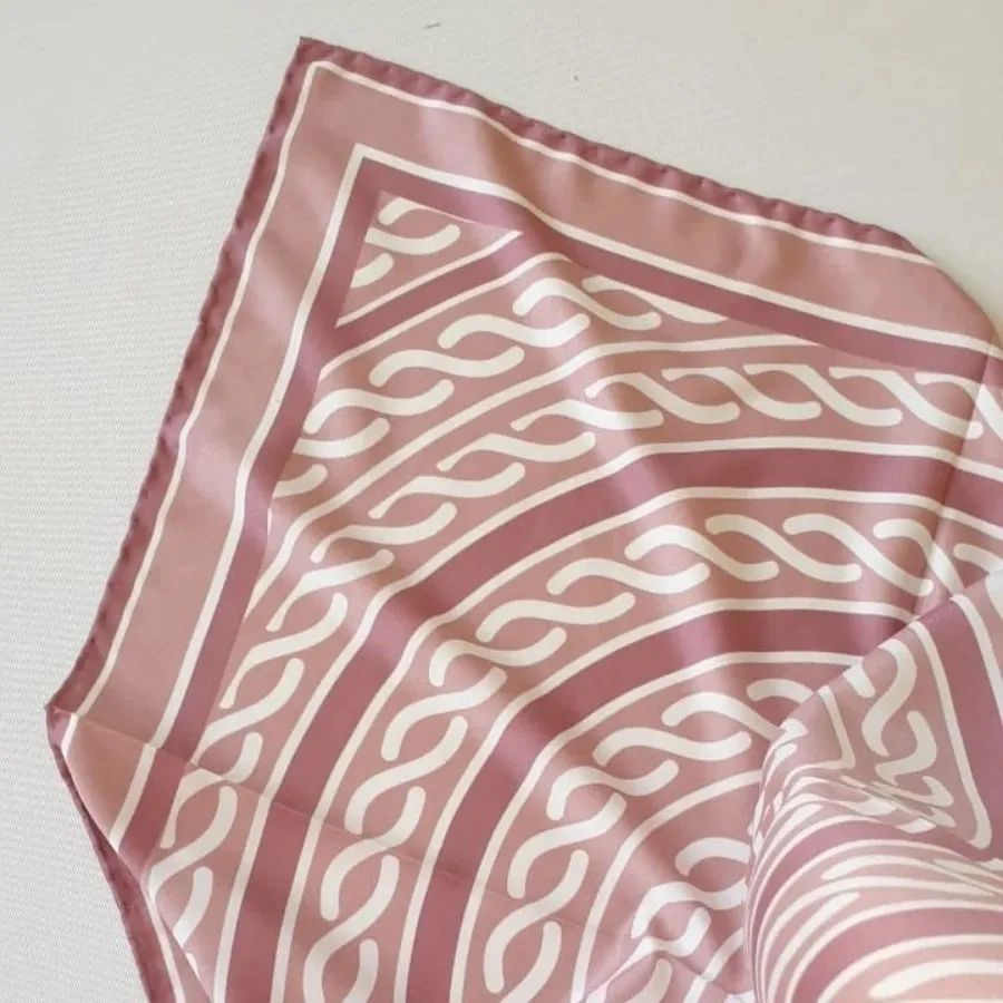 مینی اسکارف