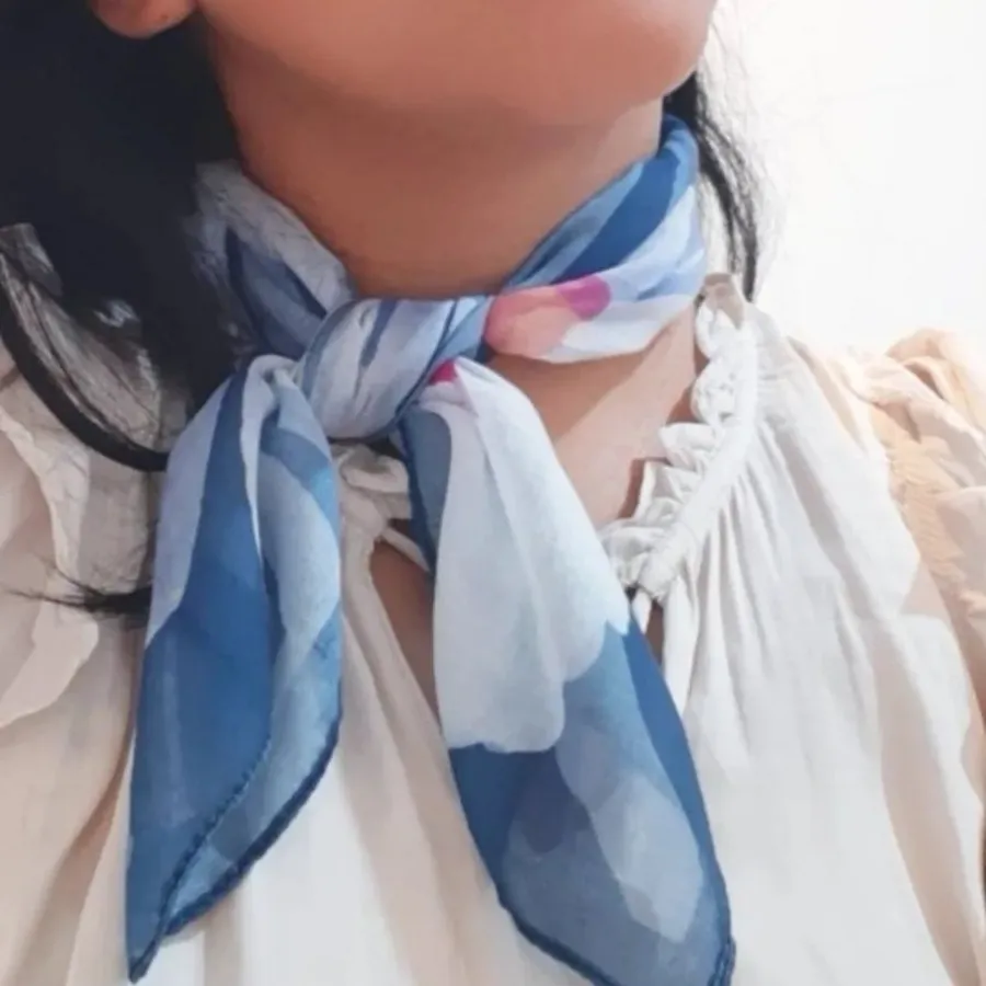 مینی اسکارف