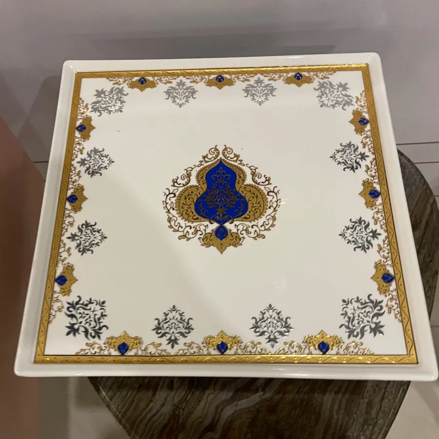 شیرینی خوری هوم کینگ