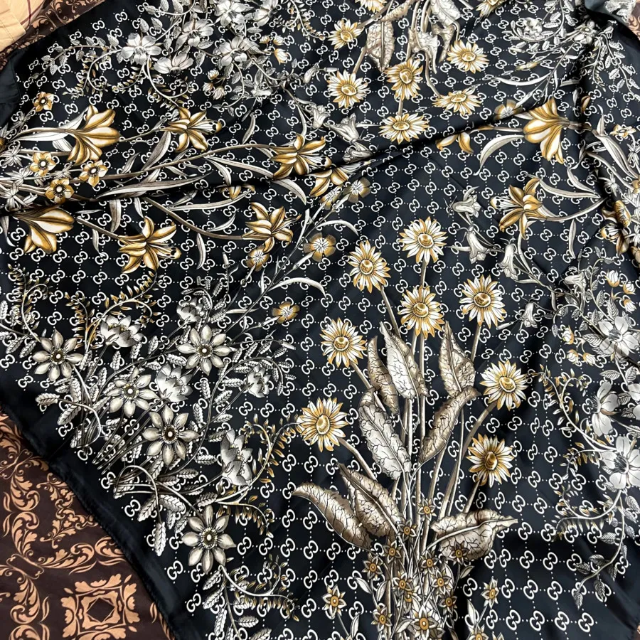 روسری مارک گوچی مشکی