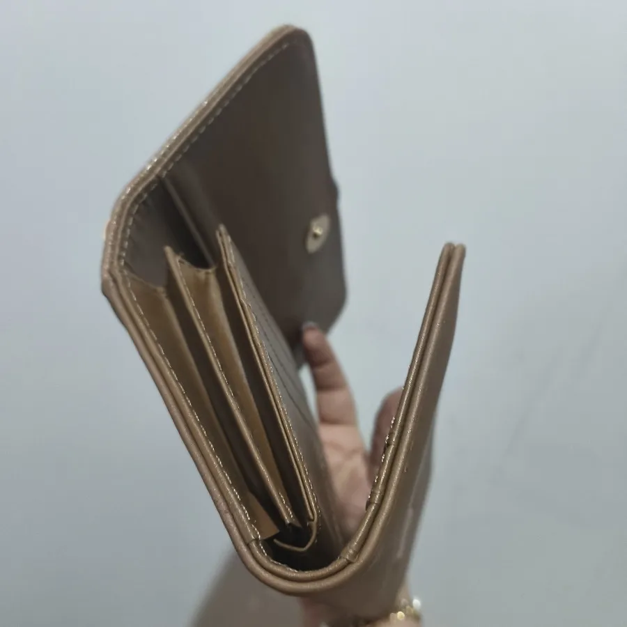کیف پول شیک